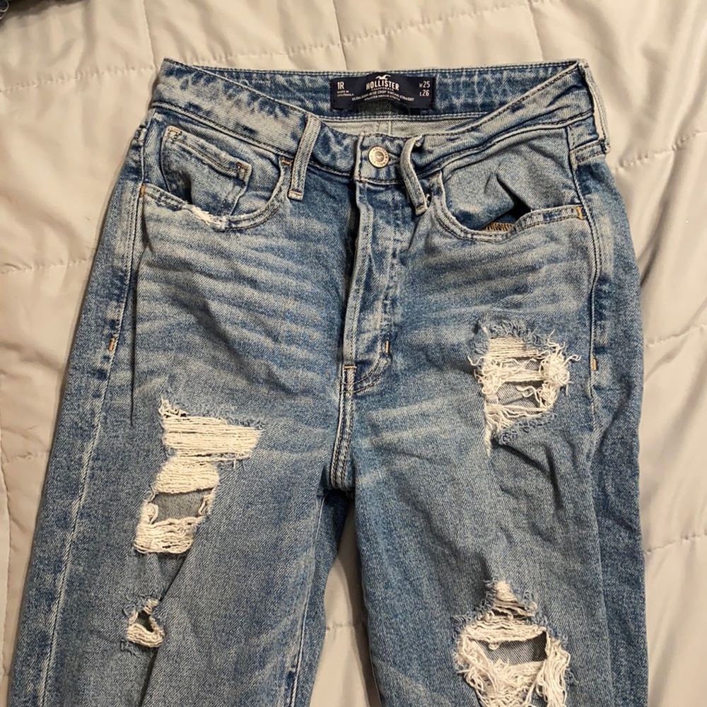 hollister mom jeans,with rips. in great condition!
